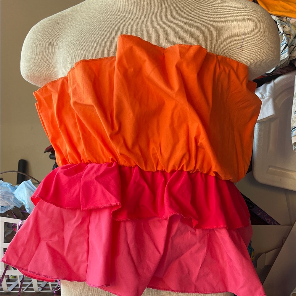 Colorful Strapless Ruffled Blouse